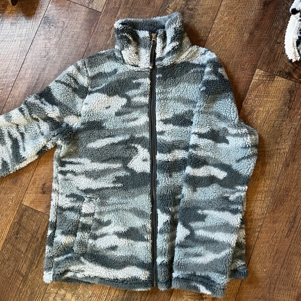 Camo Sherpa Zipup